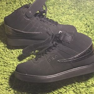 Fila women’s shoes size 4 1/2
